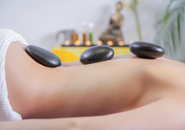 Hot Stone Massage in Lübeck